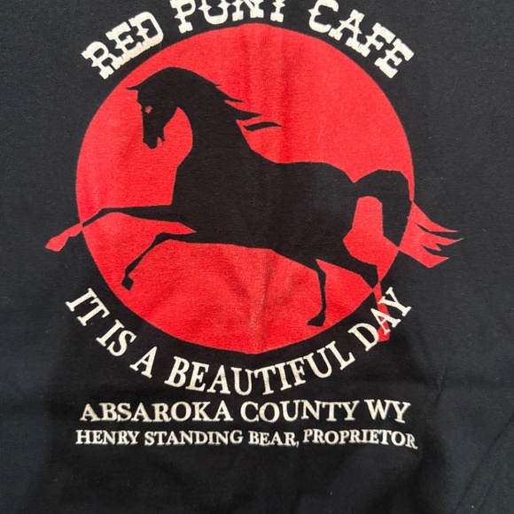 Gildan Red Pony Café Graphic Tee Black Regular - Picture 3 of 7